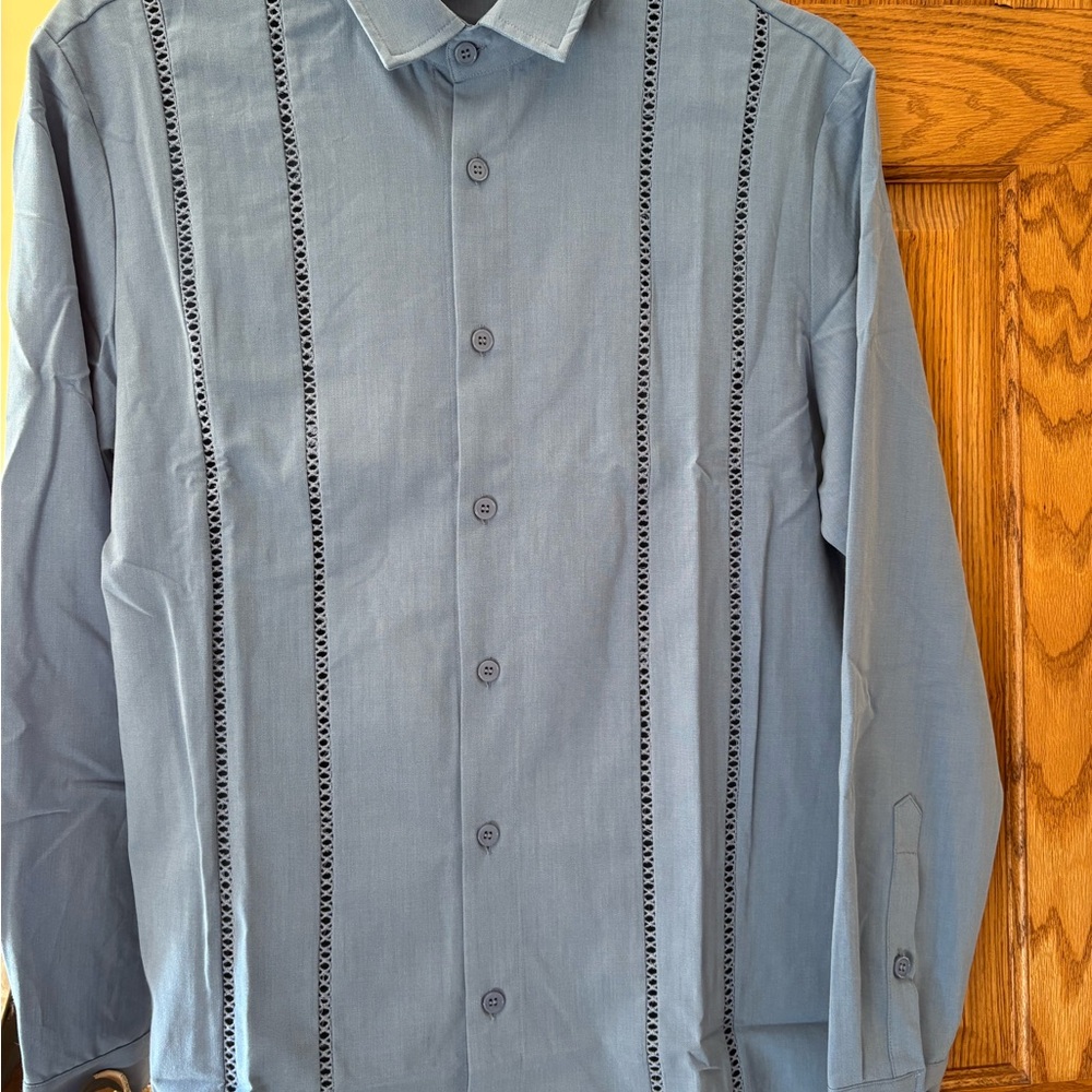 Casual Blue Button Down Shirt, new size large - Picture 5 of 6